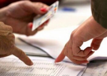Cărţile de identitate expirate vor putea fi preschimbate şi în ziua votului