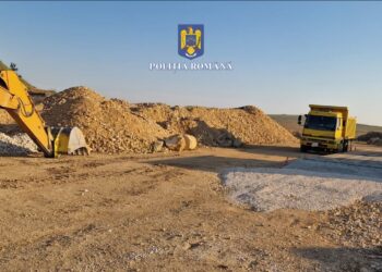 Percheziții într-un dosar de evaziune fiscală, la trei cariere de piatră din județ