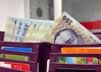 Contravaloarea tichetelor de masă sau a indemnizaţiei de hrană, exclusă de la calculul pragului de 4.000 de lei