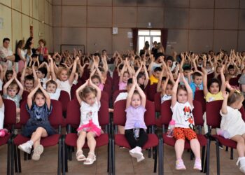 Noi surprize pentru copiii din comuna Cumpăna