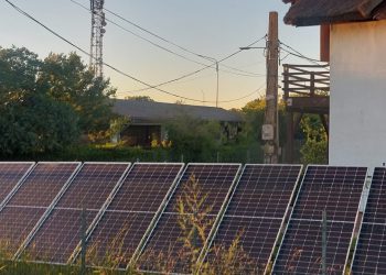 Finanţare de 68 de milioane de lei pentru investiţii în surse regenerabile şi stocarea energiei, pentru comune din Constanța și Tulcea