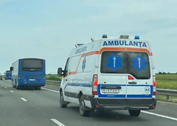 Trei mașini implicate într-un accident rutier pe A2