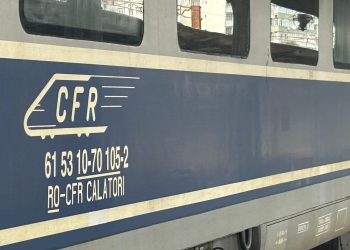 Fum la locomotiva unui tren care trebuia să ajungă la Constanța. A întârziat o oră