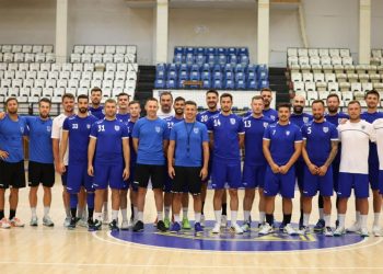 Au început antrenamentele