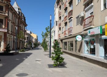 Străzile, luminate pe timpul zilei