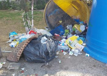 Noi cazuri de vandalizare a containerelor pentru selecția deșeurilor