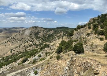 Poveștile Măcinului, trasee turistice și peisaje dobrogene care îți taie repirația