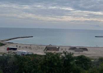 Șezlongurile încep să dispară de pe plajele litoralului