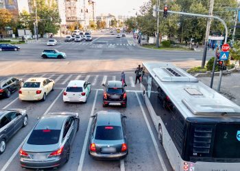 Sistem nou de semaforizare, la intersecția bulevardului Tomis cu strada Soveja