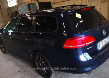 Autoturism căutat în Germania, descoperit de polițiștii de frontieră de la Negru Vodă