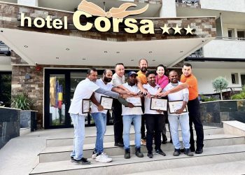 Voluntari din Sri Lanka, răsplătiți pentru solidaritate de către Corpul Salvatorilor Voluntari din România