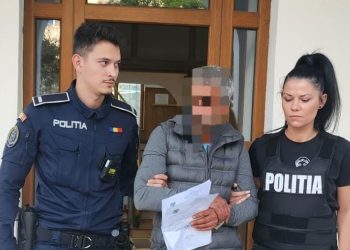 Bărbat prins în flagrant când încerca să fure din casa unei bătrâne din Limanu