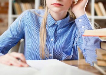 Metodologiile privind programele „Educaţie timpurie” şi „Pedagogia învăţământului primar”, în consultare până pe 8 noiembrie