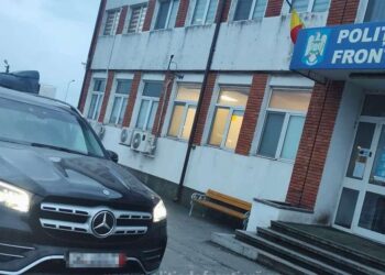 Autoturism de lux, căutat de autorităţile din Franţa, descoperit în Portul Constanţa