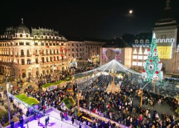 Au “bubuit” prețurile la cazare în Craiova, de când s-a deschis Târgul de Crăciun