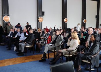 Noua grilă de salarizare pentru funcționarii publici, adoptată de consilierii județeni