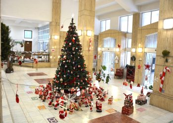 Bradul de Crăciun al Bibliotecii Județene Constanța a câștigat locul I la concursul BiblioFeed