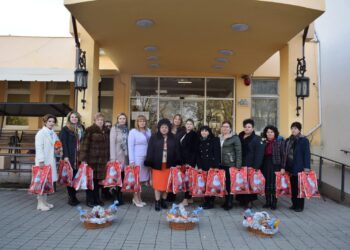 Daruri din partea reprezentantelor OFSD Constanța pentru bătrâni