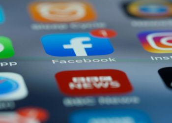 Facebook, WhatsApp, Messenger și Instagram au picat în mai multe țări, inclusiv în România