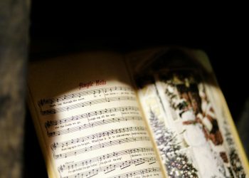 Concert de colinde „Între două lumi”, la Constanța