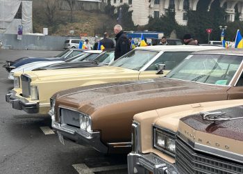 Expoziția “senioarelor”, la malul mării (FOTO) 