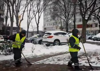 Constanța sub zăpadă: Polaris, la datorie