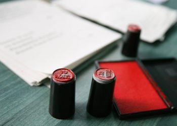 Comisiile juridice se reunesc mâine pentru a da raport pe cererea de revocare a lui Toni Greblă