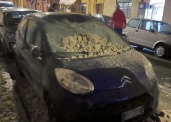 Cutremur la Napoli, în toiul nopții