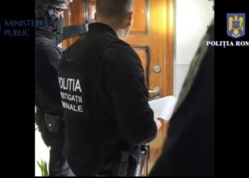 Percheziții într-un dosar penal privind, printre altele, acțiuni împotriva ordinii constituționale 