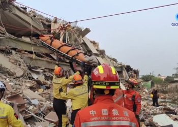 O fetiță de 5 ani și o gravidă, salvate de sub dărâmături, la peste 60 de ore de la cutremurul teribil din Myanmar