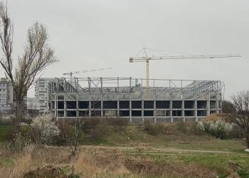 Sala Polivalentă din Constanța – între promisiuni, hârtii și… buruieni. Când se reiau lucrările?!