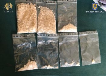 O rețea de traficanți de droguri din Constanța a fost trimisă de polițiști după gratii